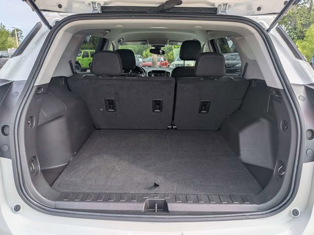 Used 2024 GMC Terrain SLE FWD image 12