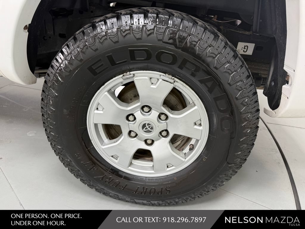 Used 2015 Toyota Tacoma 4x4 Double Cab w/ TRD Off-Road Package image 12
