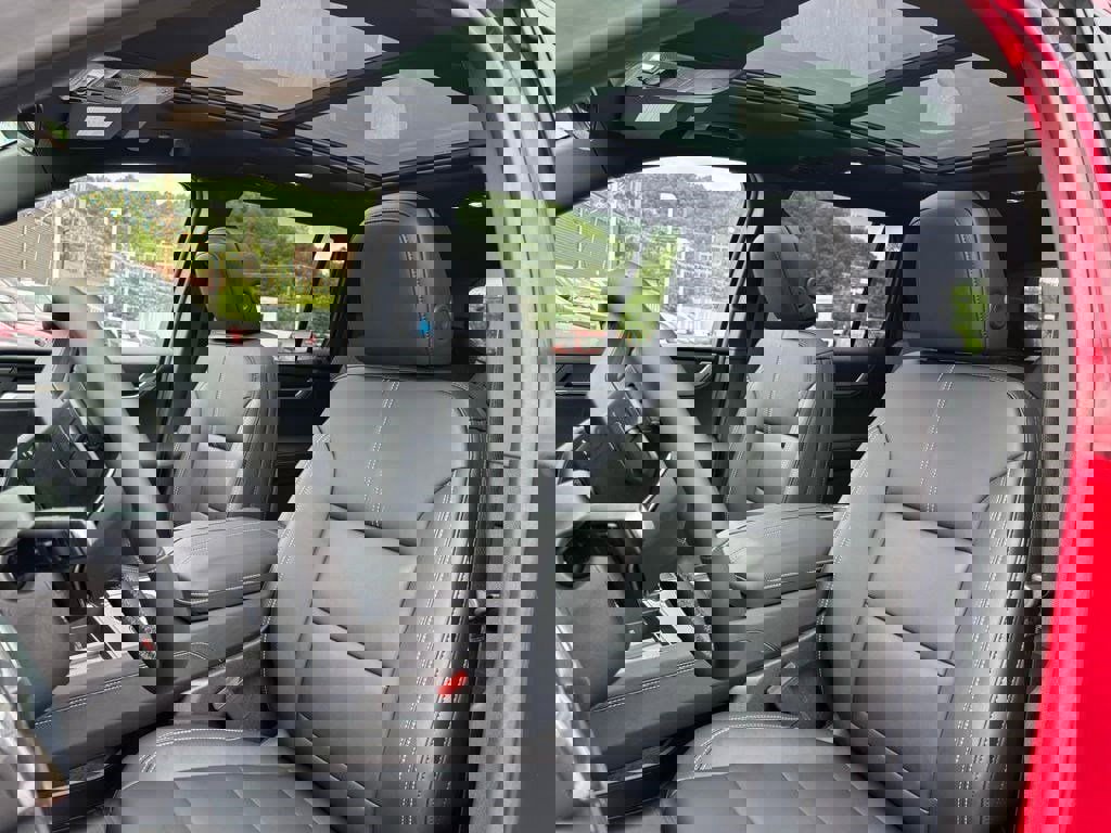 New 2025 GMC Acadia Elevation w/ Elevation Premium Package image 10