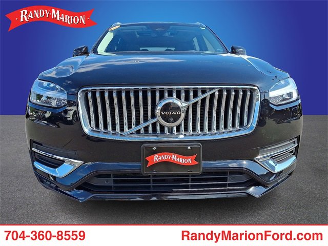 Used 2023 Volvo XC90 B6 Plus image 2