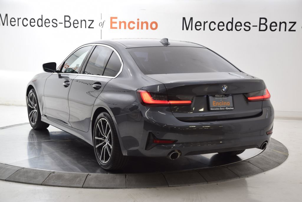 Used 2021 BMW 330i Sedan w/ Driving Assistance Package image 4