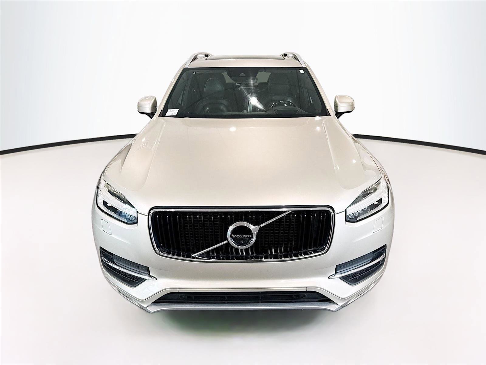 Used 2017 Volvo XC90 T6 Momentum w/ Vision Package image 26