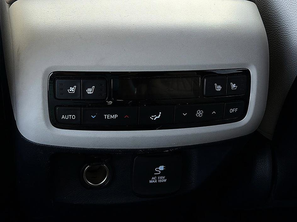 Used 2023 Hyundai Palisade Limited image 7