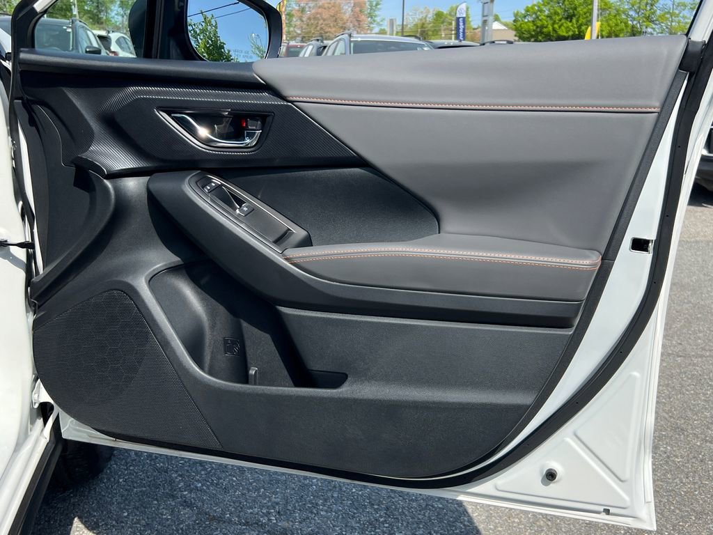 Certified 2025 Subaru Crosstrek 2.5i Limited w/ Crosstrek Mirror Package image 7