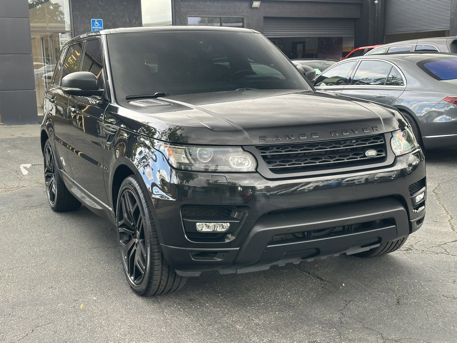 Used 2015 Land Rover Range Rover Sport Supercharged image 6