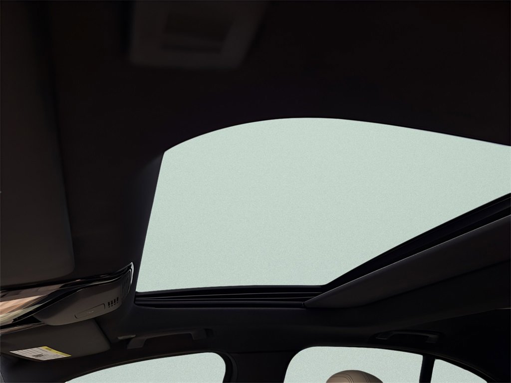 Used 2023 BMW 330i Sedan w/ Premium Package image 12