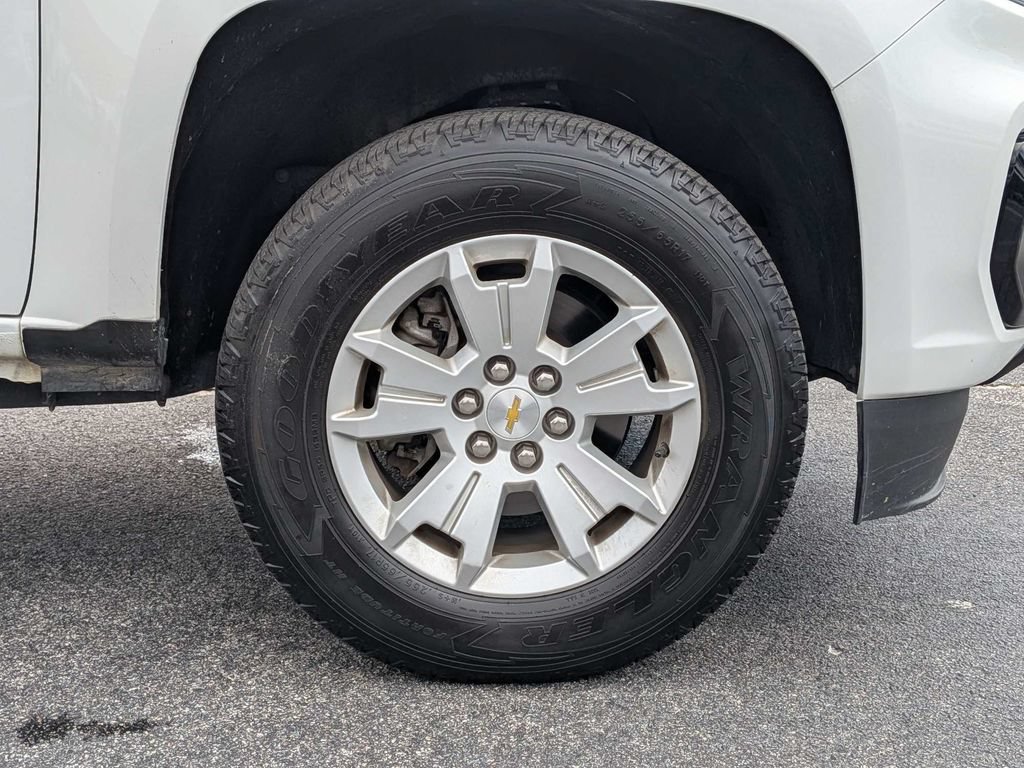 Used 2022 Chevrolet Colorado LT w/ Fleet Safety Package RWD image 10