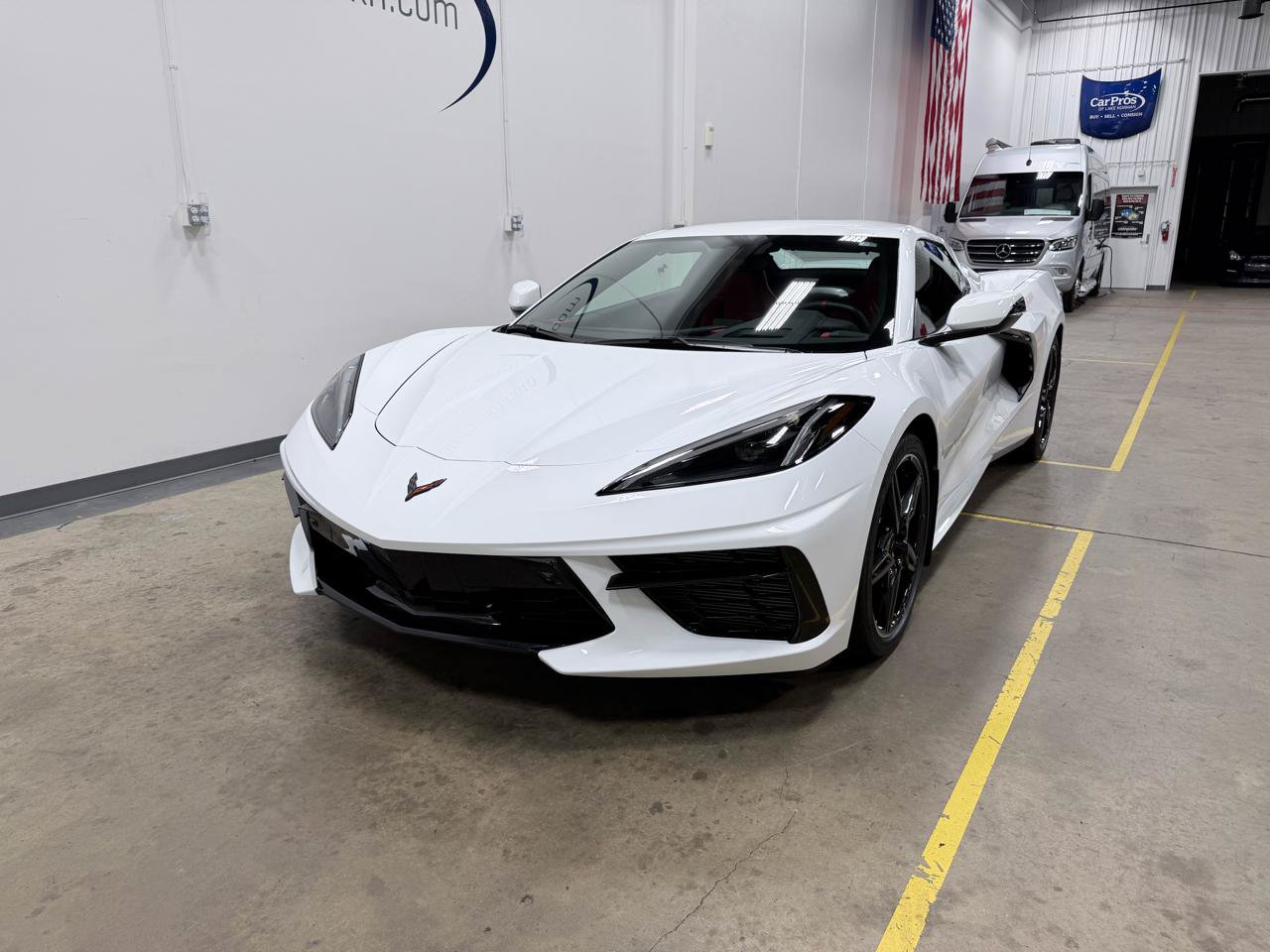 Used 2023 Chevrolet Corvette Stingray Preferred Conv w/ Battery Protection Package RWD image 3