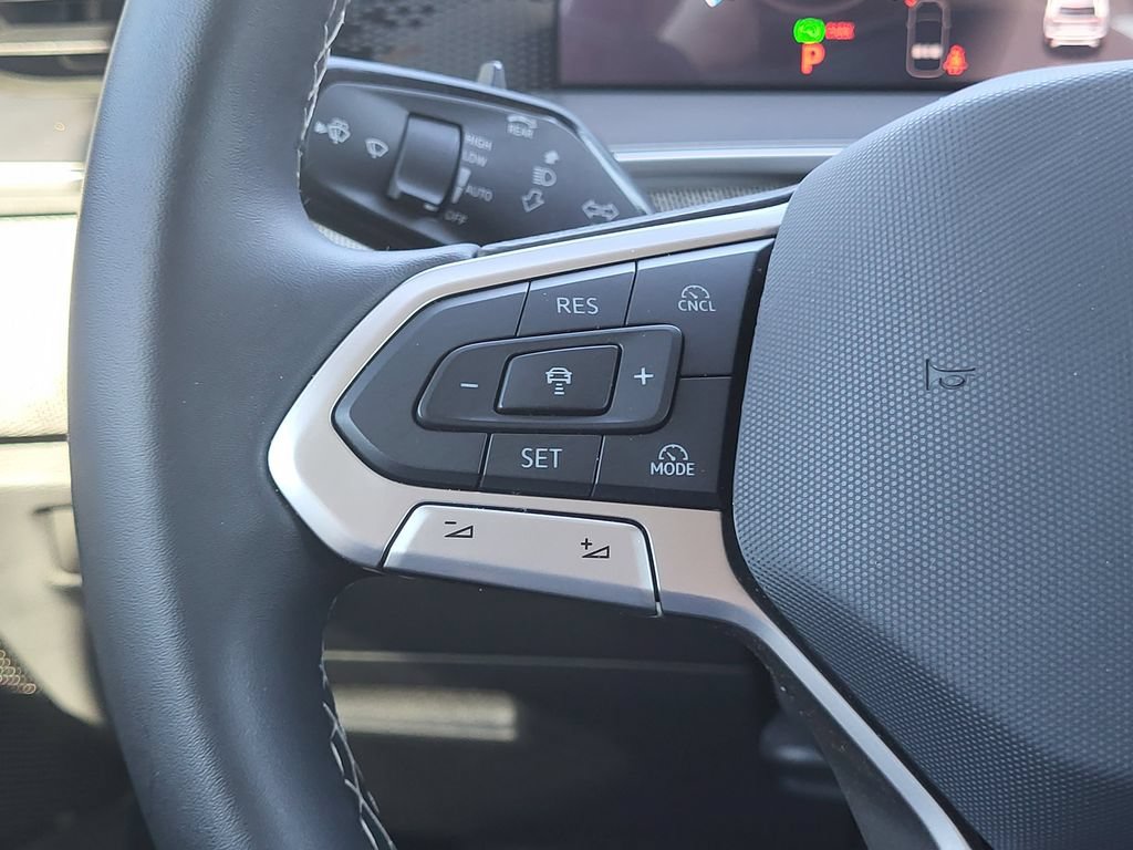 New 2025 Volkswagen Tiguan S AWD/4WD image 11