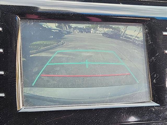 Used 2018 Toyota Camry LE image 7