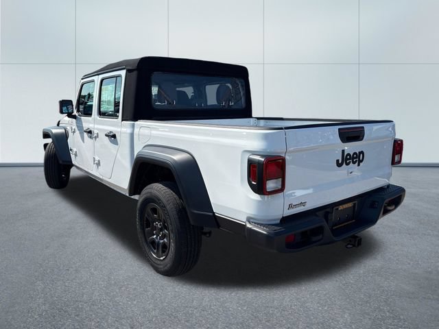 Used 2024 Jeep Gladiator Sport AWD/4WD image 2