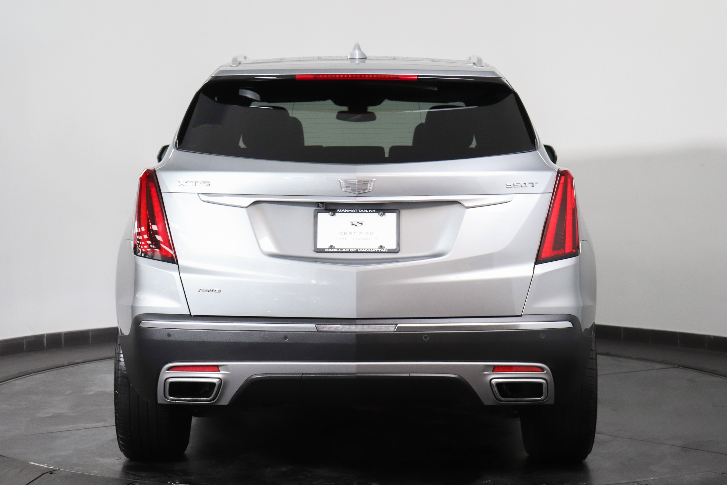 Used 2023 Cadillac XT5 Premium Luxury image 4
