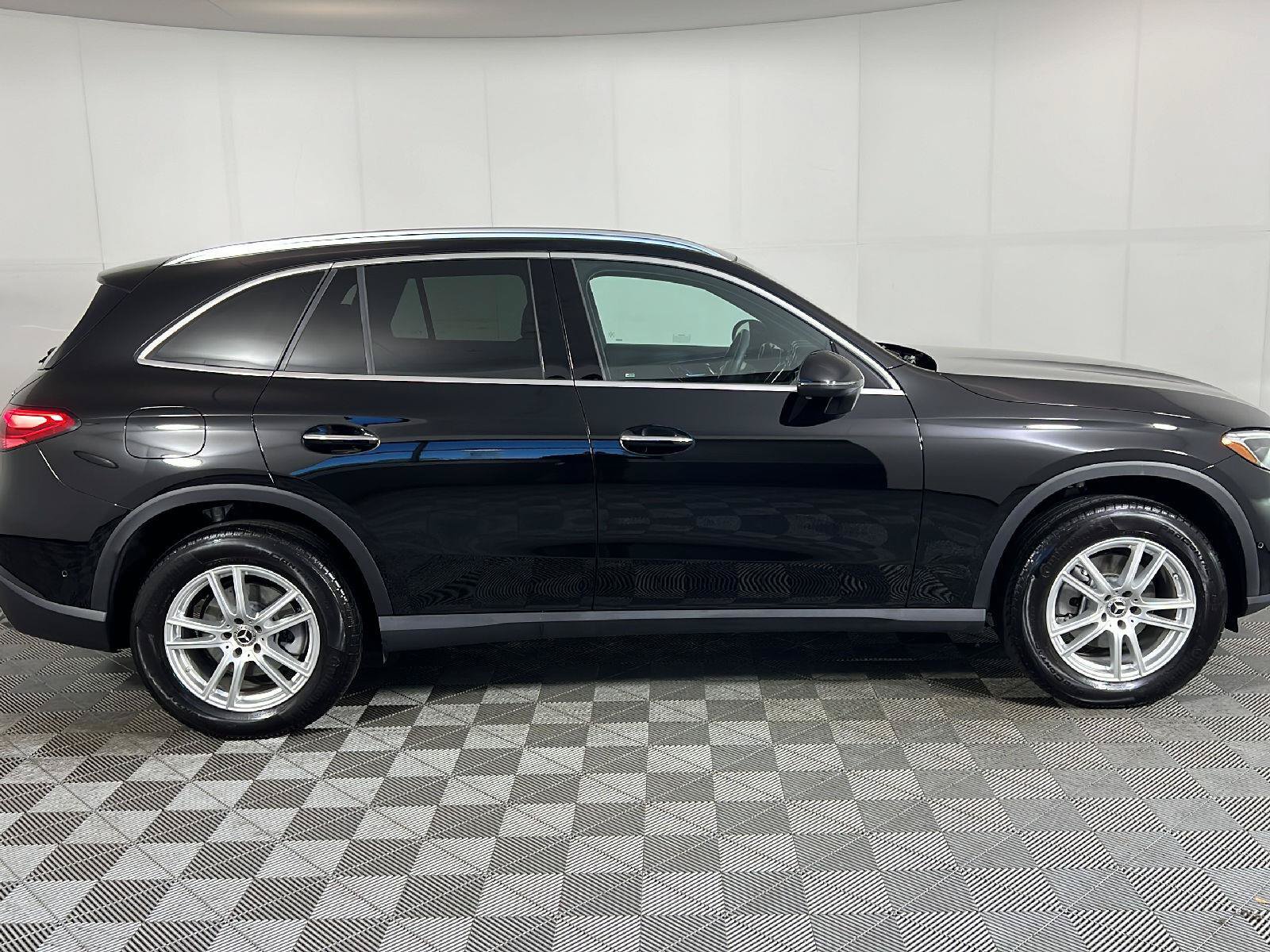 Certified 2023 Mercedes-Benz GLC 300 4MATIC image 20