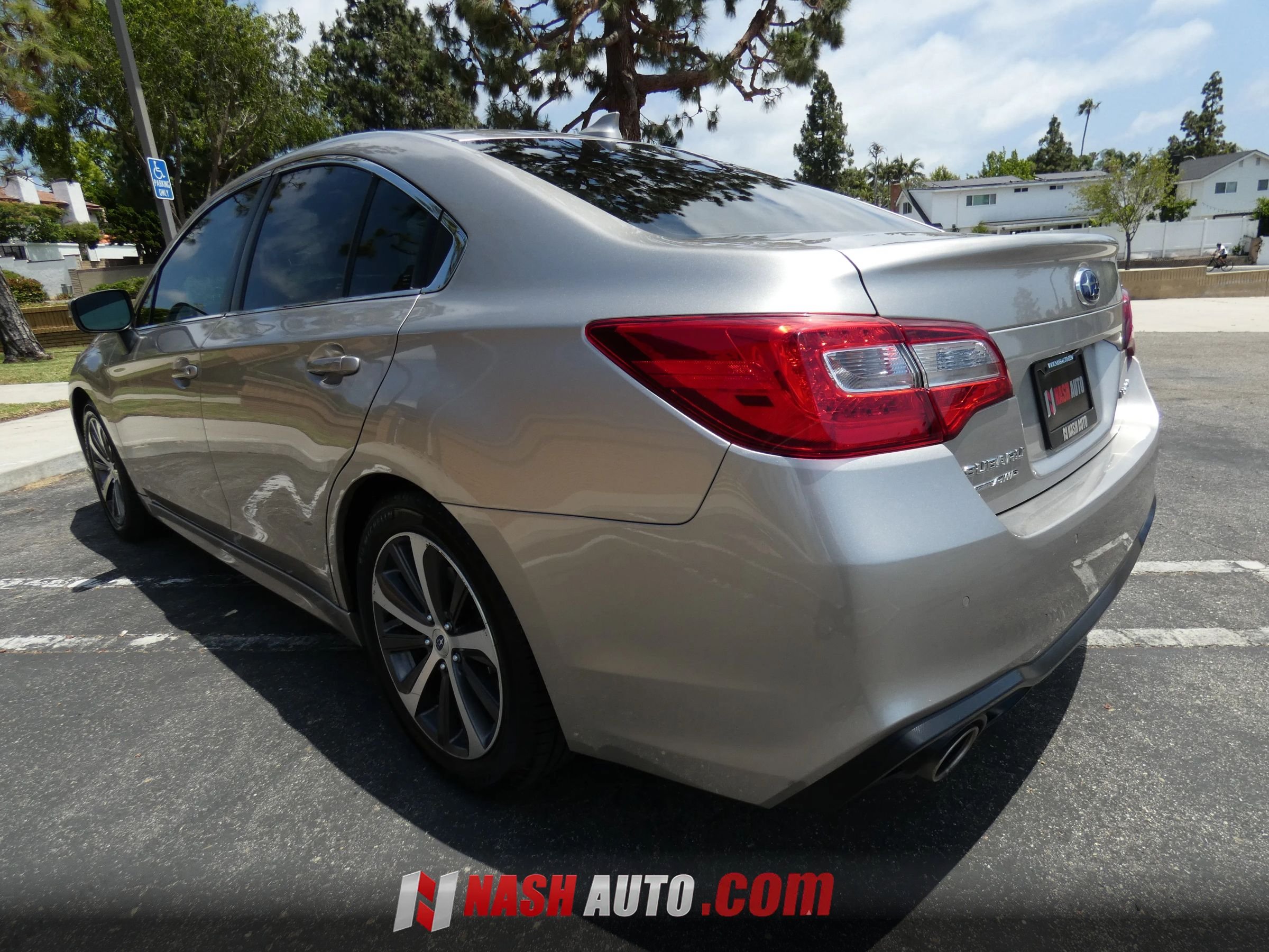 Used 2018 Subaru Legacy 2.5i Limited AWD/4WD image 12