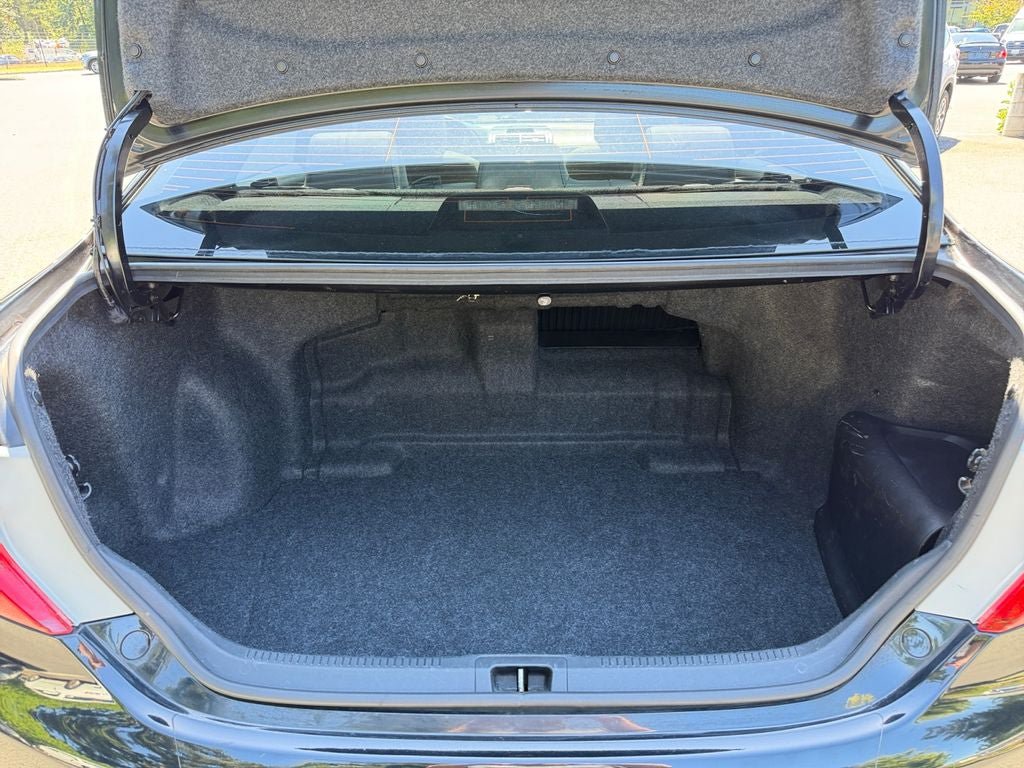 Used 2012 Toyota Camry XLE w/ Leather Pkg FWD image 22