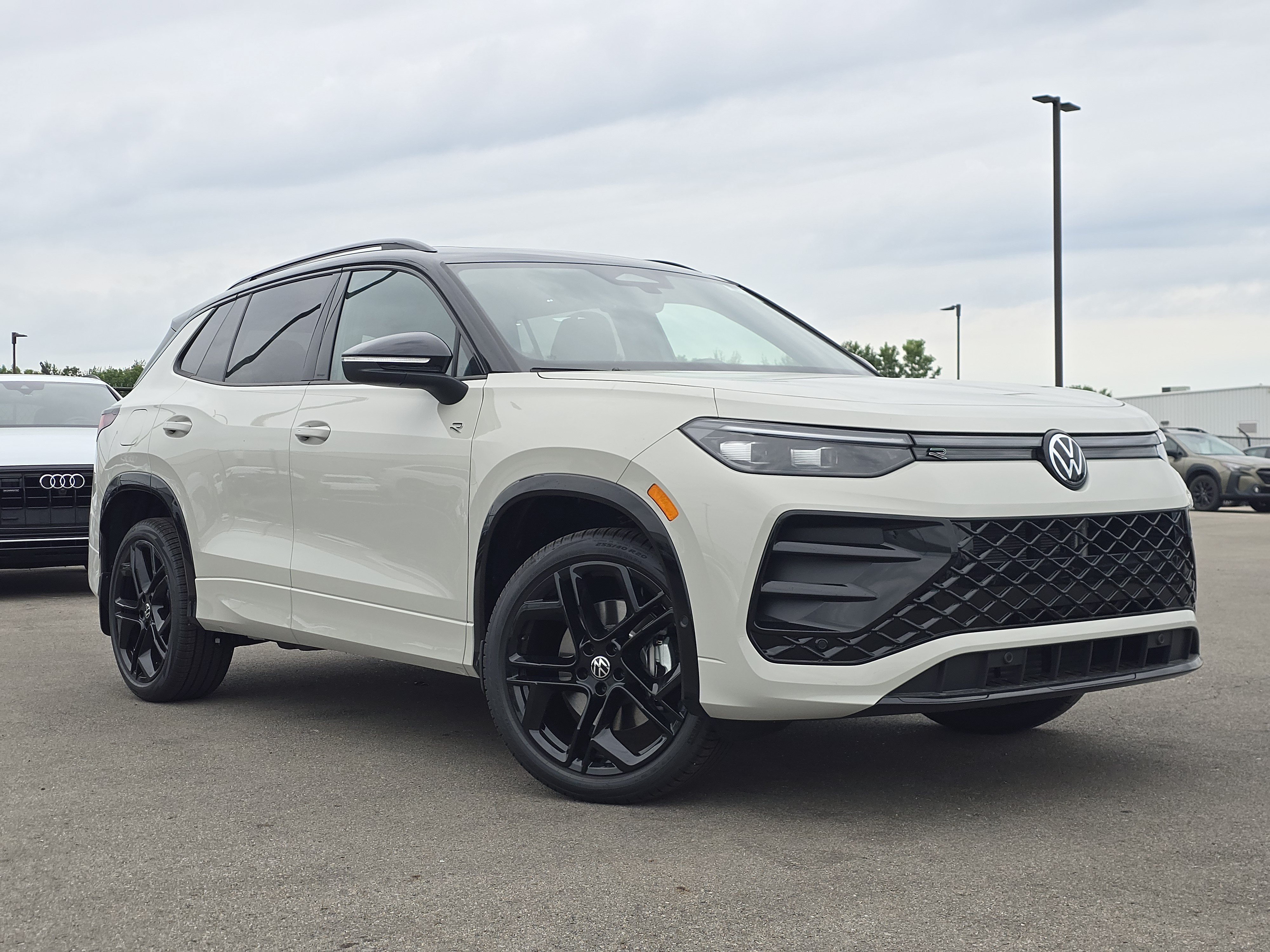New 2026 Volkswagen Tiguan SE R-Line