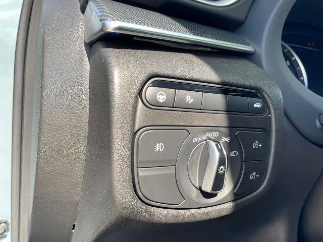 Certified 2025 INFINITI QX50 Sport image 25