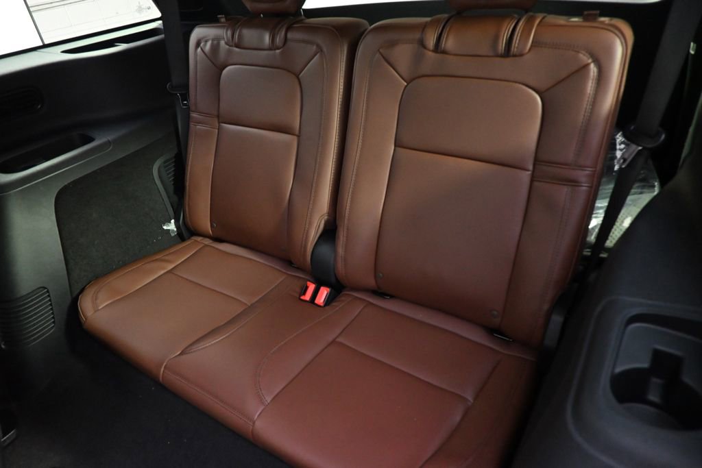 New 2026 Lincoln Aviator Reserve AWD/4WD image 22