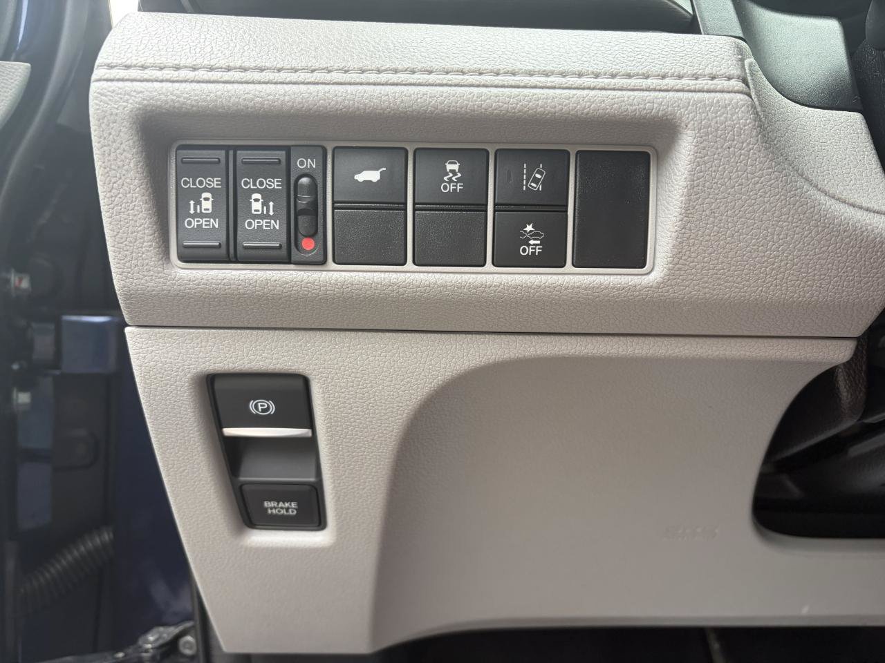 Used 2018 Honda Odyssey EX-L image 22