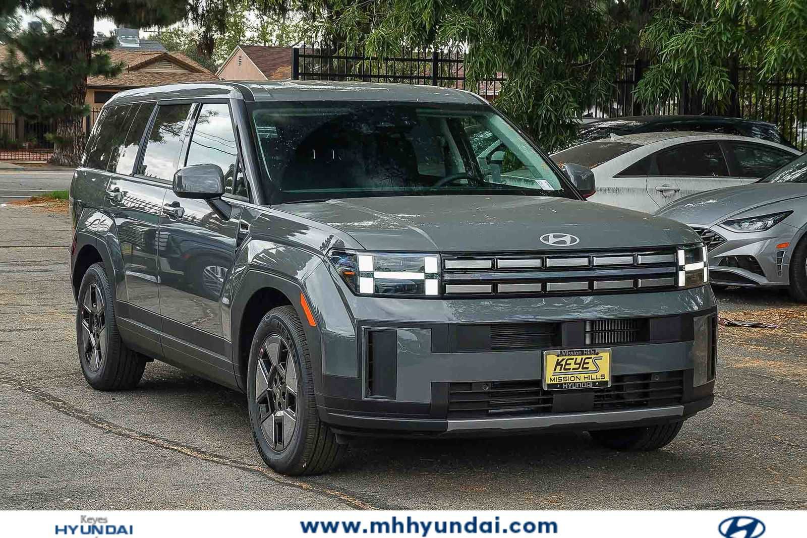 New 2026 Hyundai Santa Fe SE FWD image 3