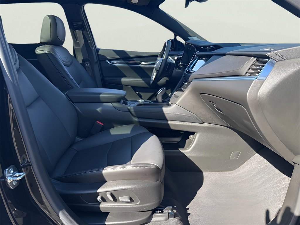 Certified 2025 Cadillac XT5 Premium Luxury image 20