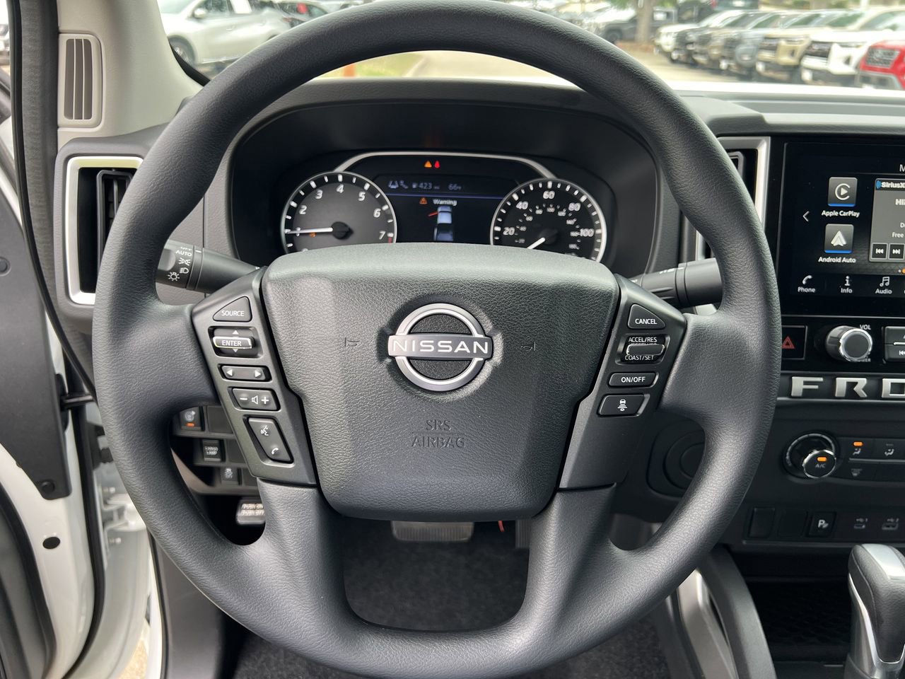 Certified 2025 Nissan Frontier SV RWD image 9