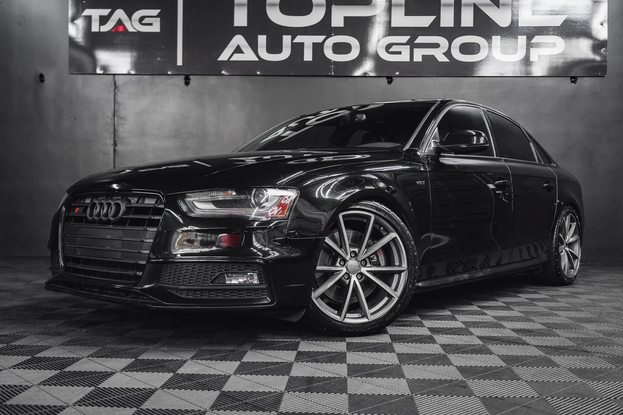 Used 2015 Audi S4 Premium Plus w/ Technology Package AWD/4WD image 2