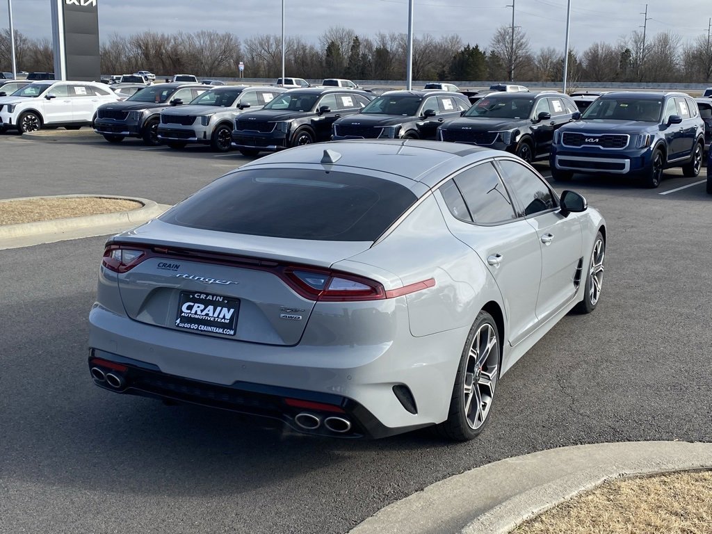 Used 2021 Kia Stinger GT2 image 7