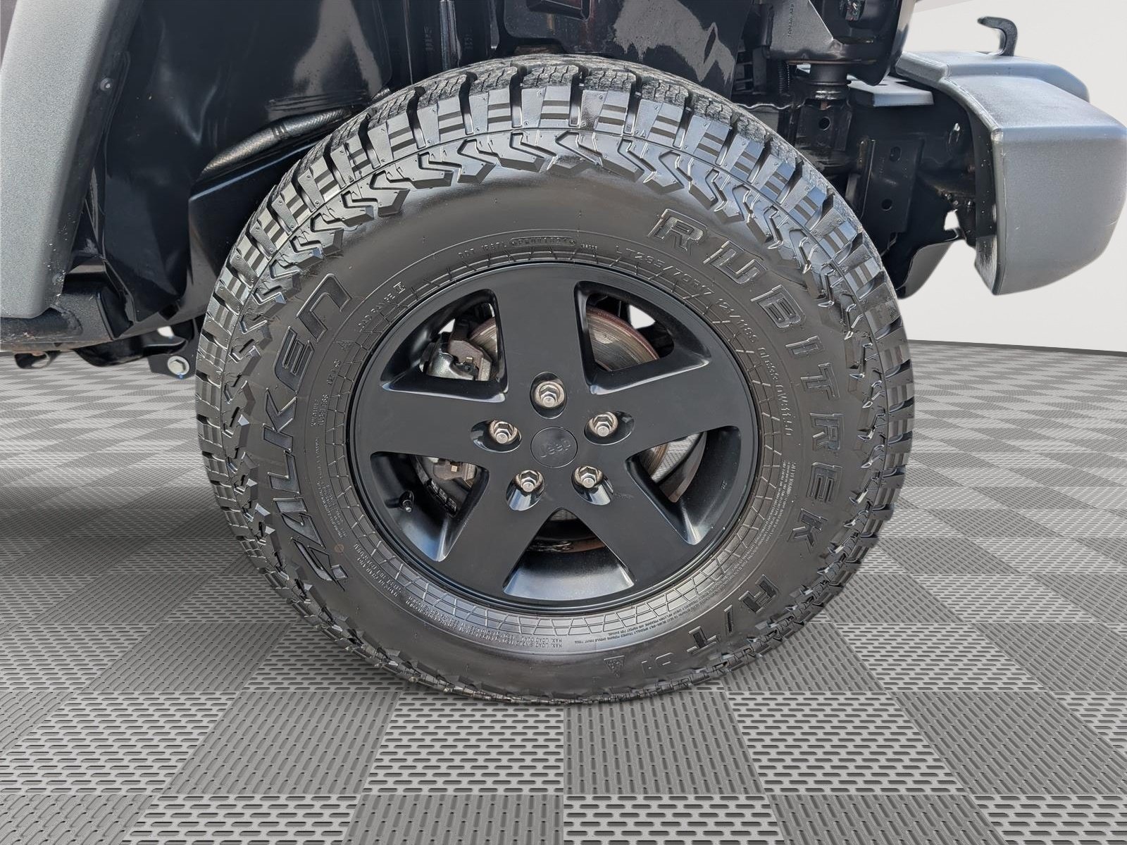 Used 2016 Jeep Wrangler Unlimited Sport AWD/4WD image 9