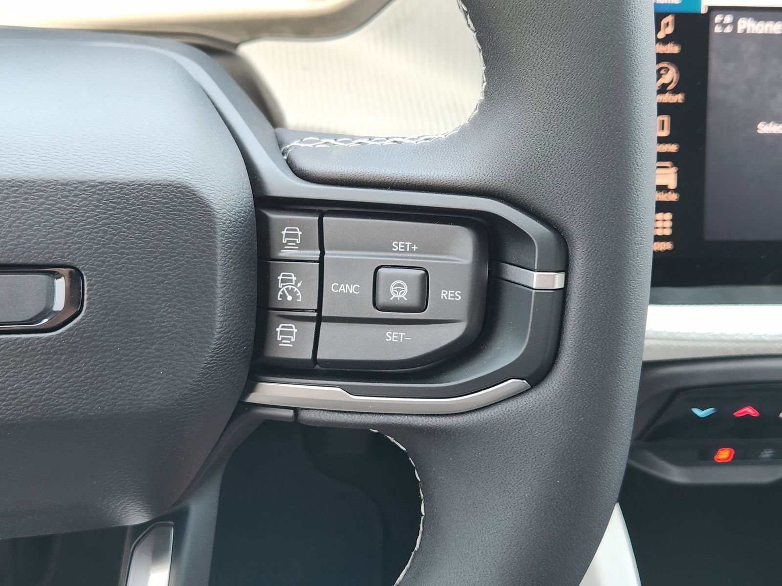 New 2026 Jeep Cherokee Laredo image 39