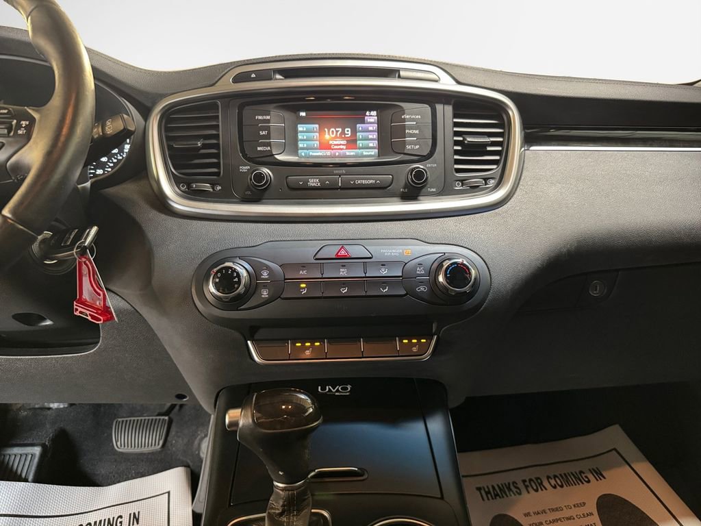 Used 2016 Kia Sorento LX w/ LX Convenience Package image 22