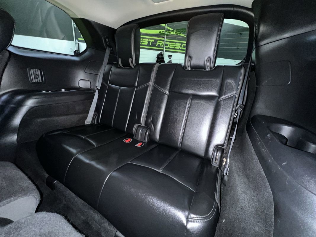 Used 2019 Nissan Pathfinder SL AWD/4WD image 28
