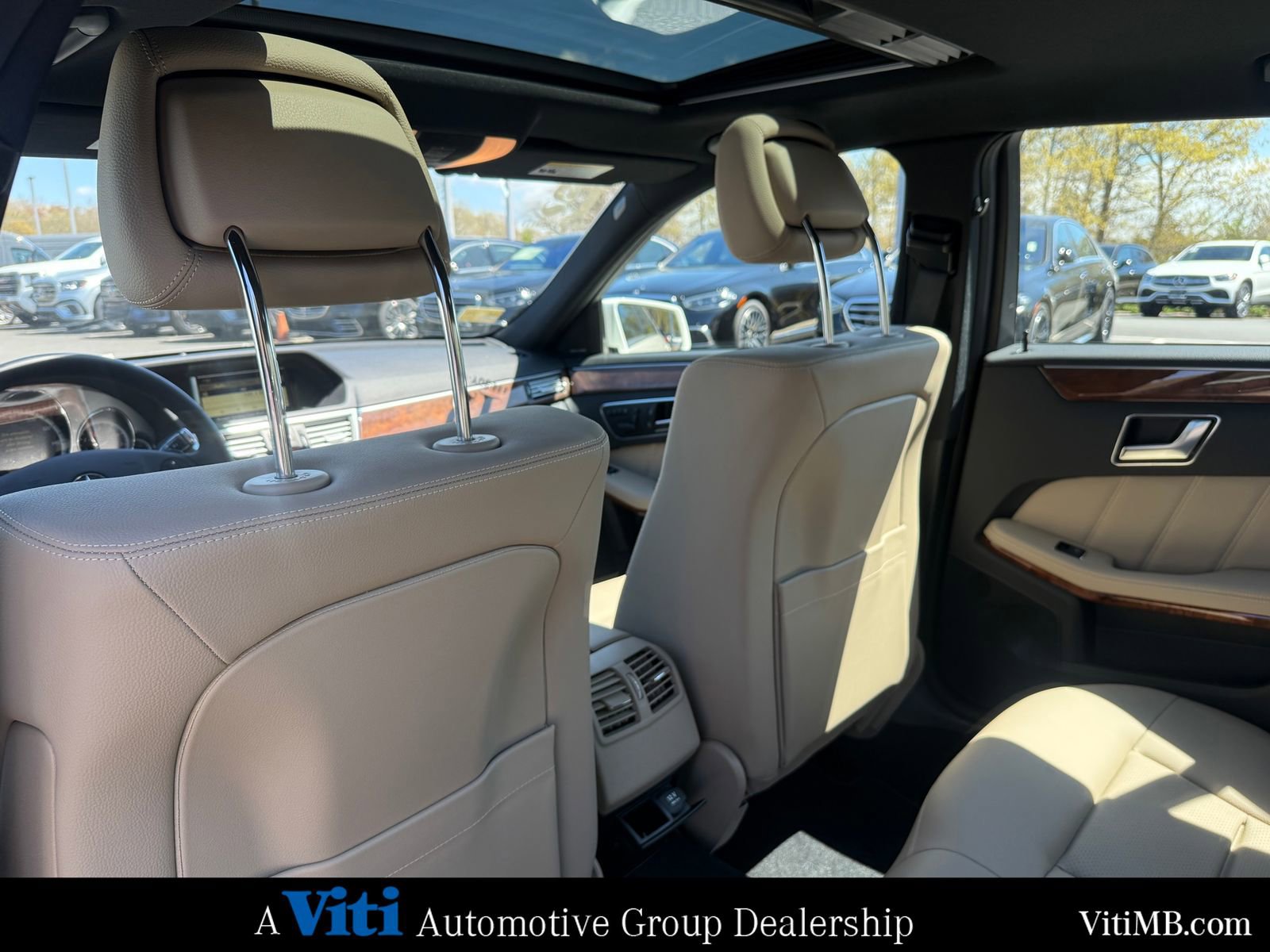 Used 2012 Mercedes-Benz E 350 4MATIC Sedan image 21