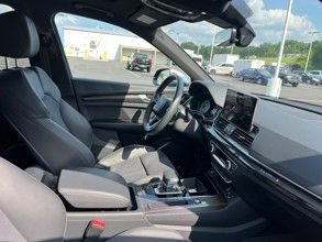 Used 2024 Audi SQ5 Premium w/ Convenience Package image 17