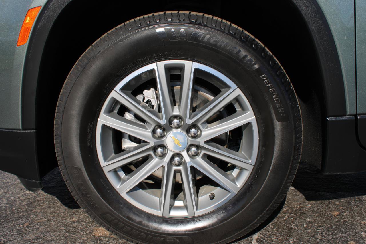 Used 2022 Chevrolet Traverse LT image 51
