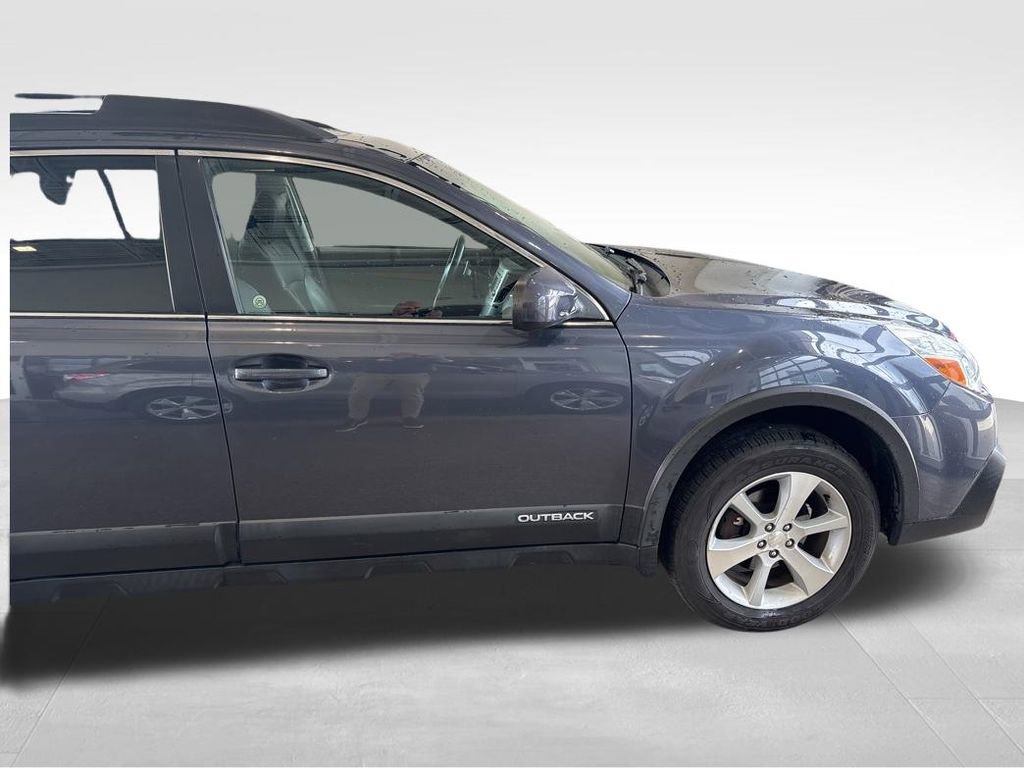 Used 2014 Subaru Outback 2.5i Limited w/ Moonroof Package image 2