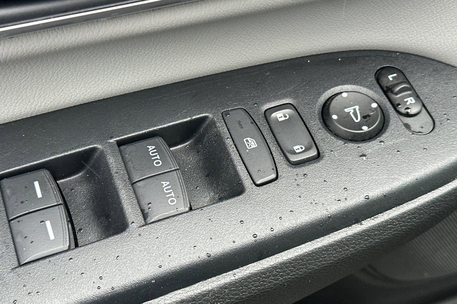 Used 2020 Honda CR-V EX-L image 13