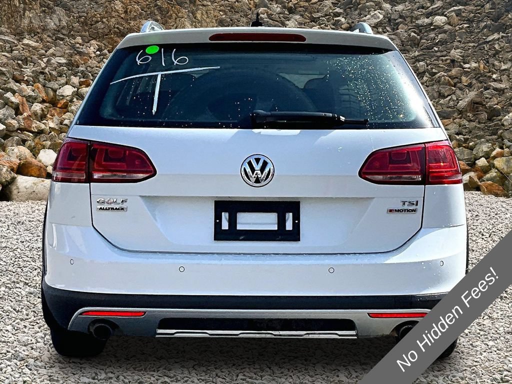 Used 2017 Volkswagen Golf Alltrack SE AWD/4WD image 4