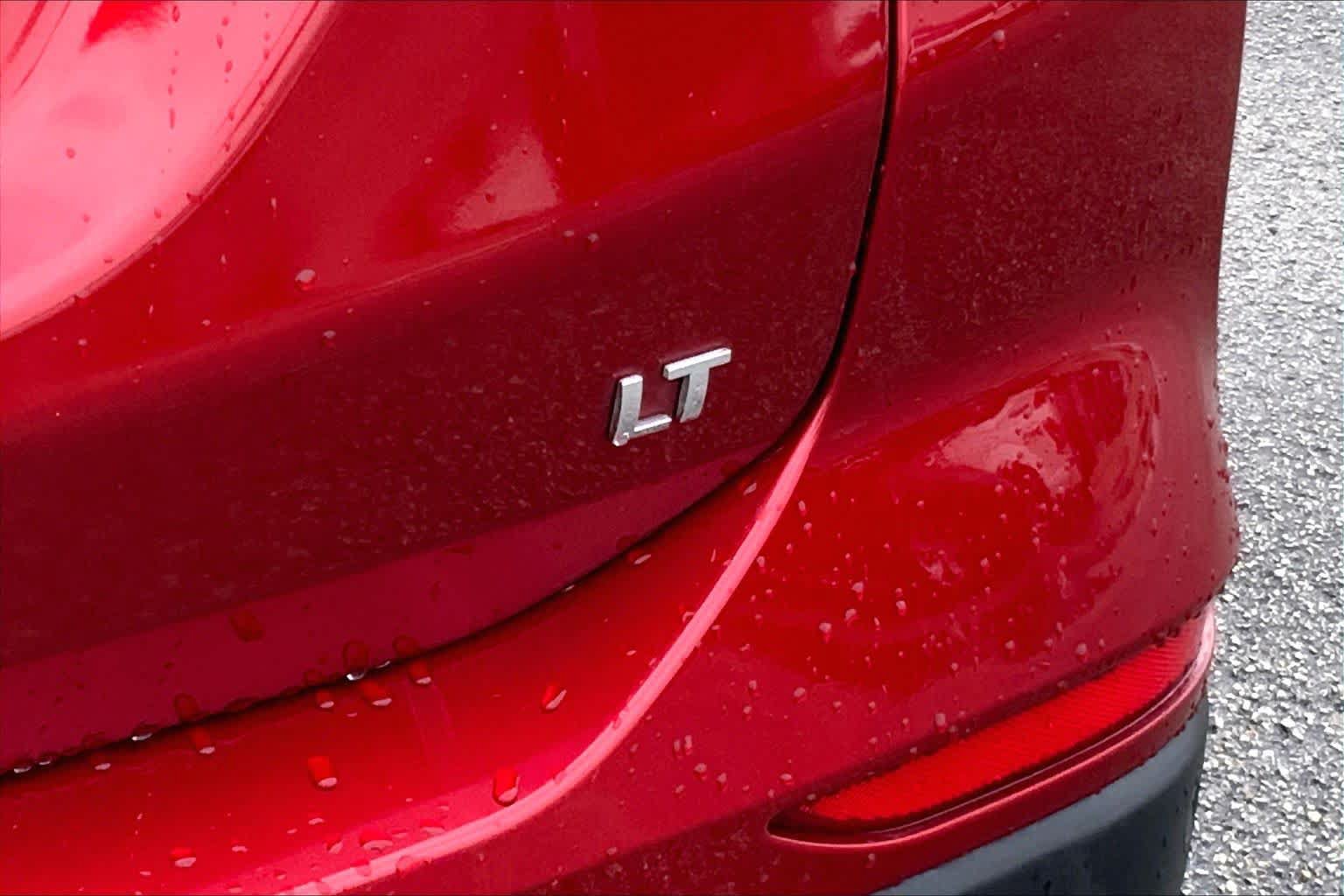 Used 2024 Chevrolet Equinox LT FWD image 10