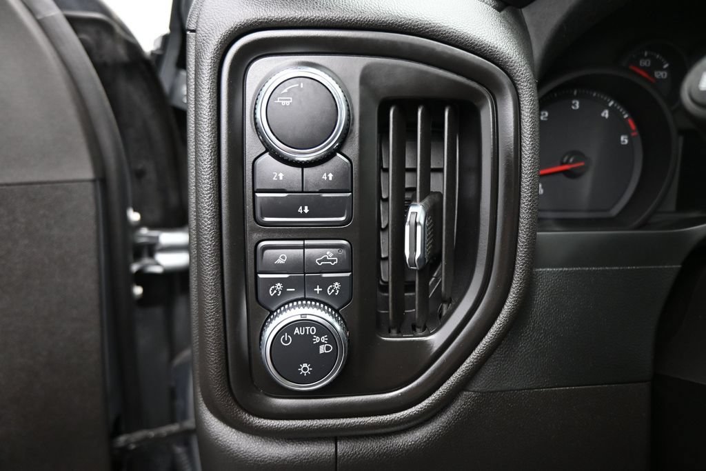 Used 2024 GMC Sierra 2500 Pro AWD/4WD image 12