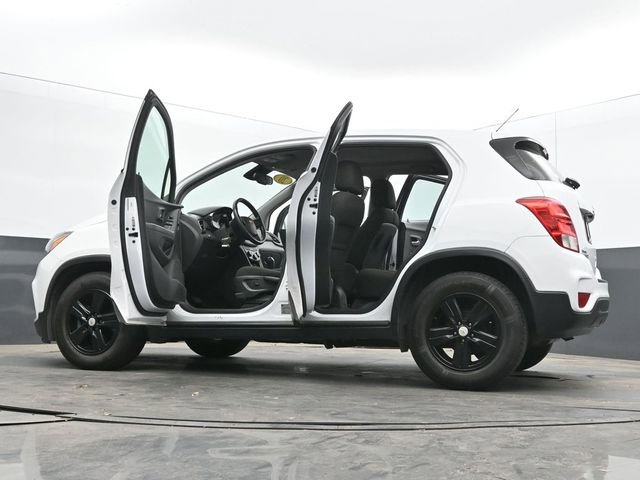 Used 2020 Chevrolet Trax LS FWD image 50