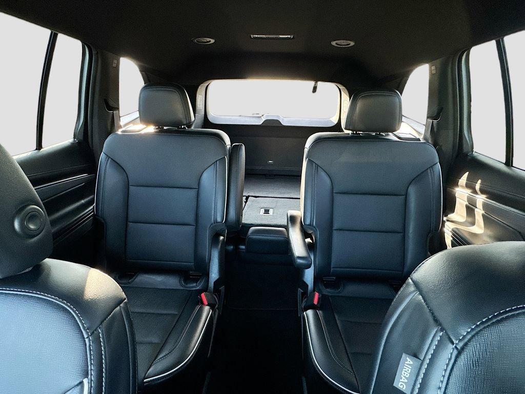 Used 2025 Buick Enclave Preferred image 27