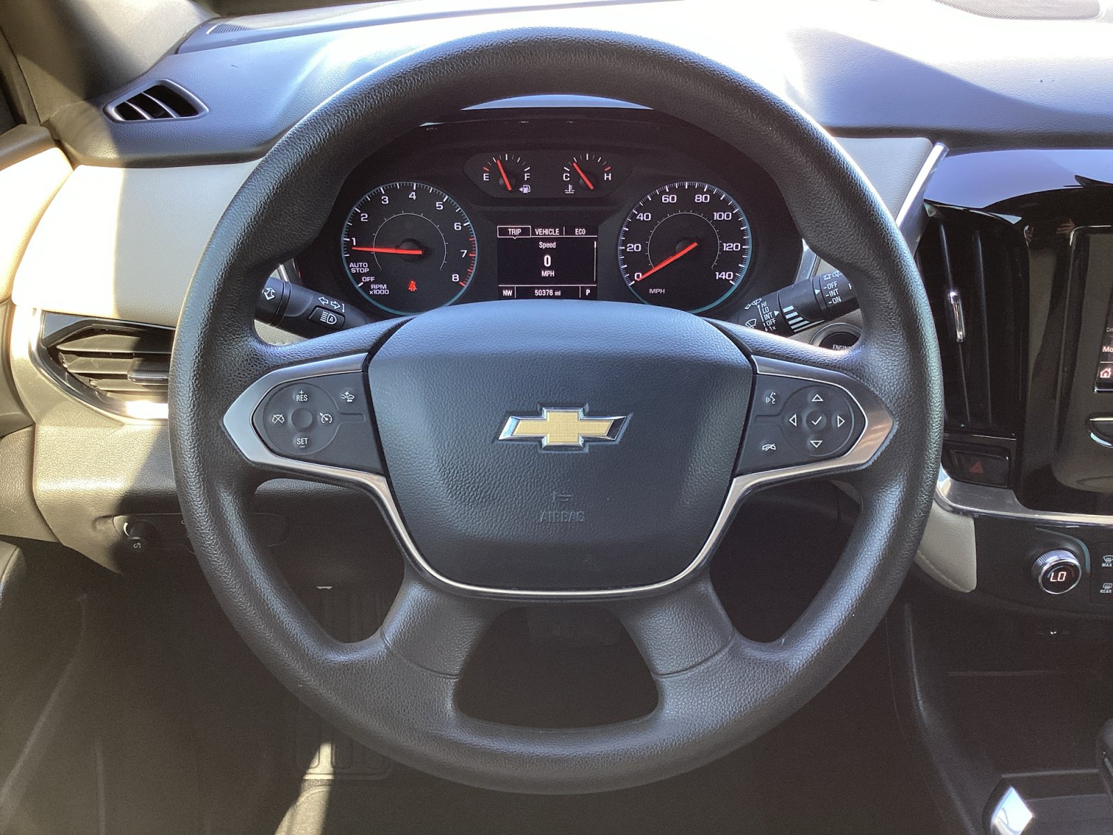 Used 2023 Chevrolet Traverse LS FWD image 17