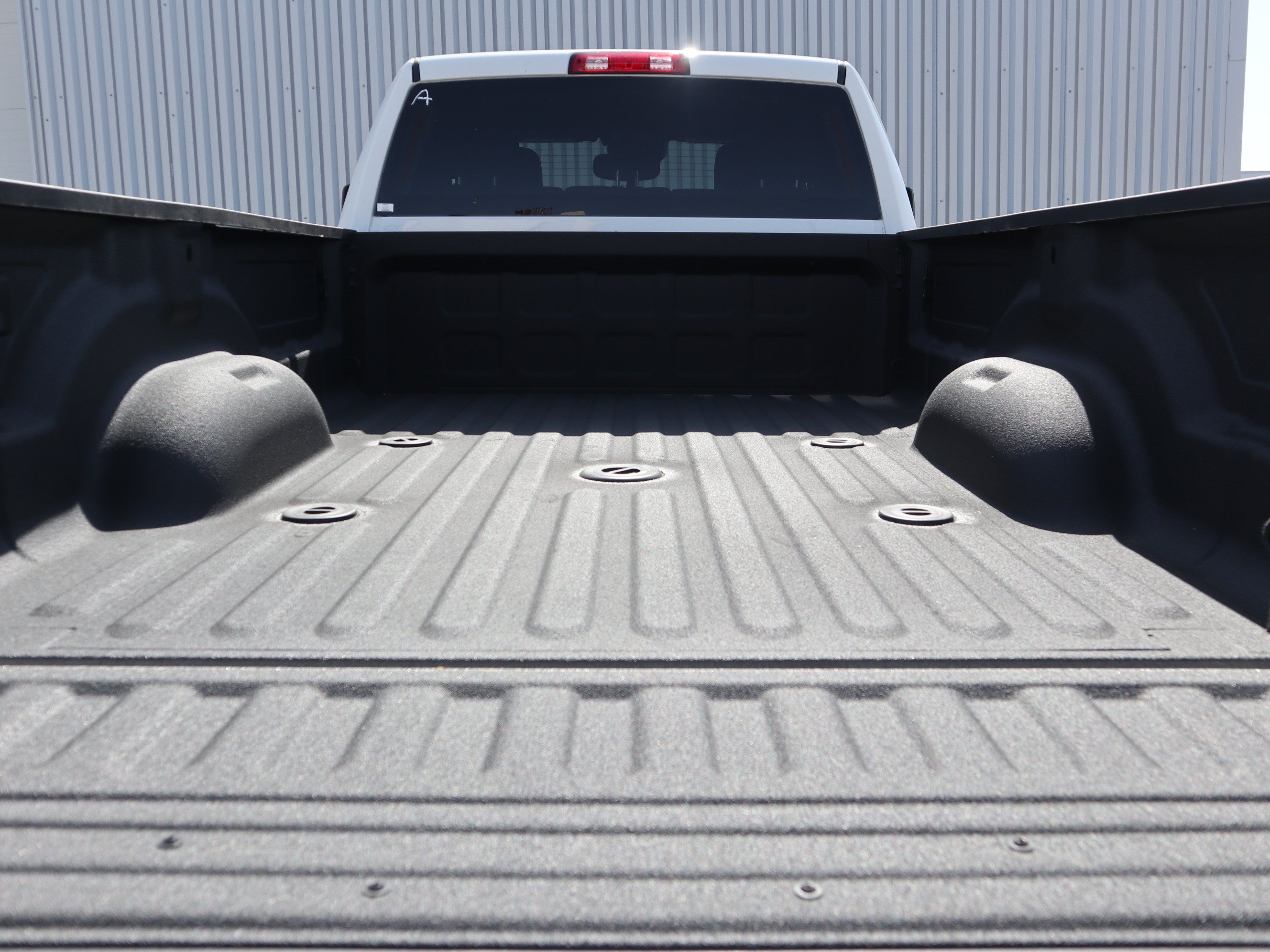 New 2026 RAM 3500 Big Horn AWD/4WD image 8