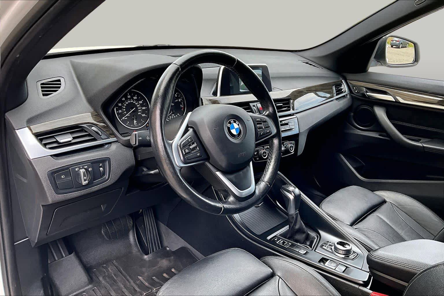 Used 2018 BMW X1 xDrive28i AWD/4WD image 18