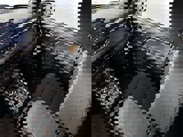 New 2025 GMC Canyon Elevation w/ Convenience Package image 35