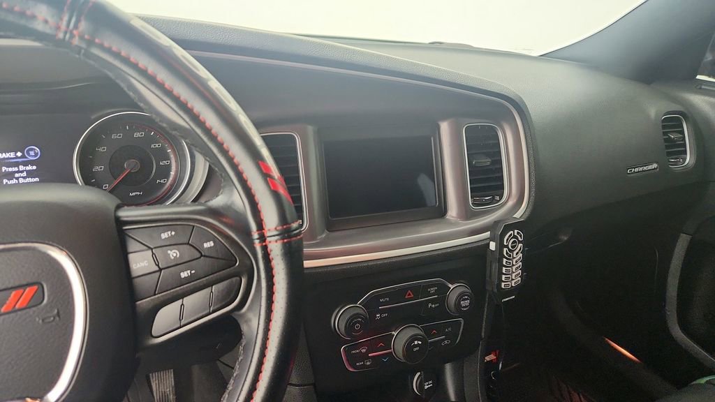 Used 2022 Dodge Charger SXT image 19