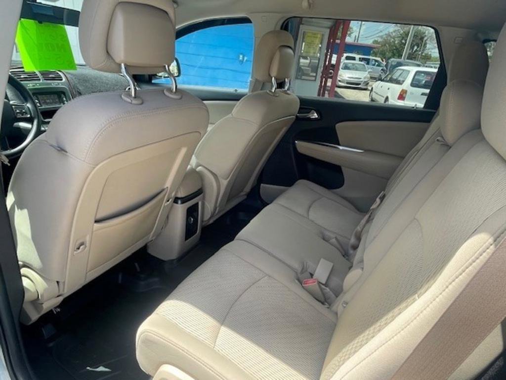 Used 2013 Dodge Journey SE FWD image 14