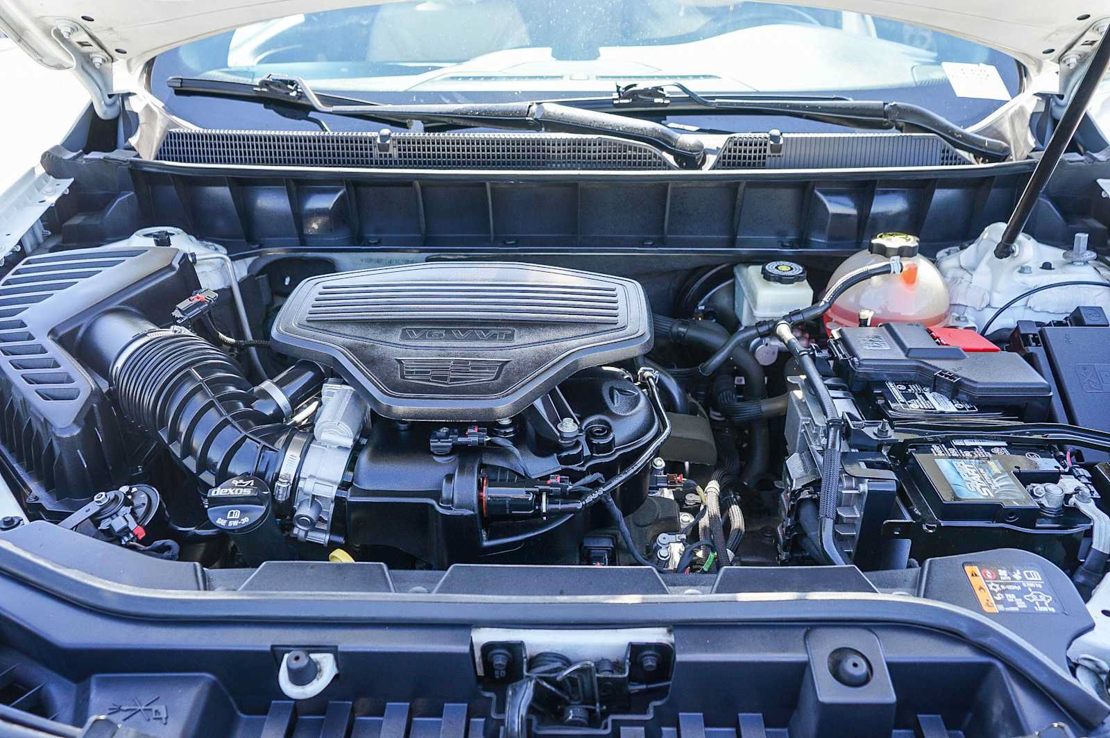 Used 2018 Cadillac XT5 FWD image 23