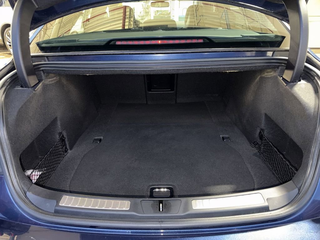 Used 2017 Lincoln Continental Reserve w/ Rear-seat Package image 21